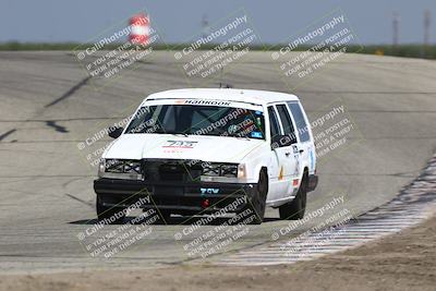 media/Sep-28-2025-24 Hours of Lemons (Sun) [[5dfe0e5f6e]]/12pm (Outside Grapevine)/